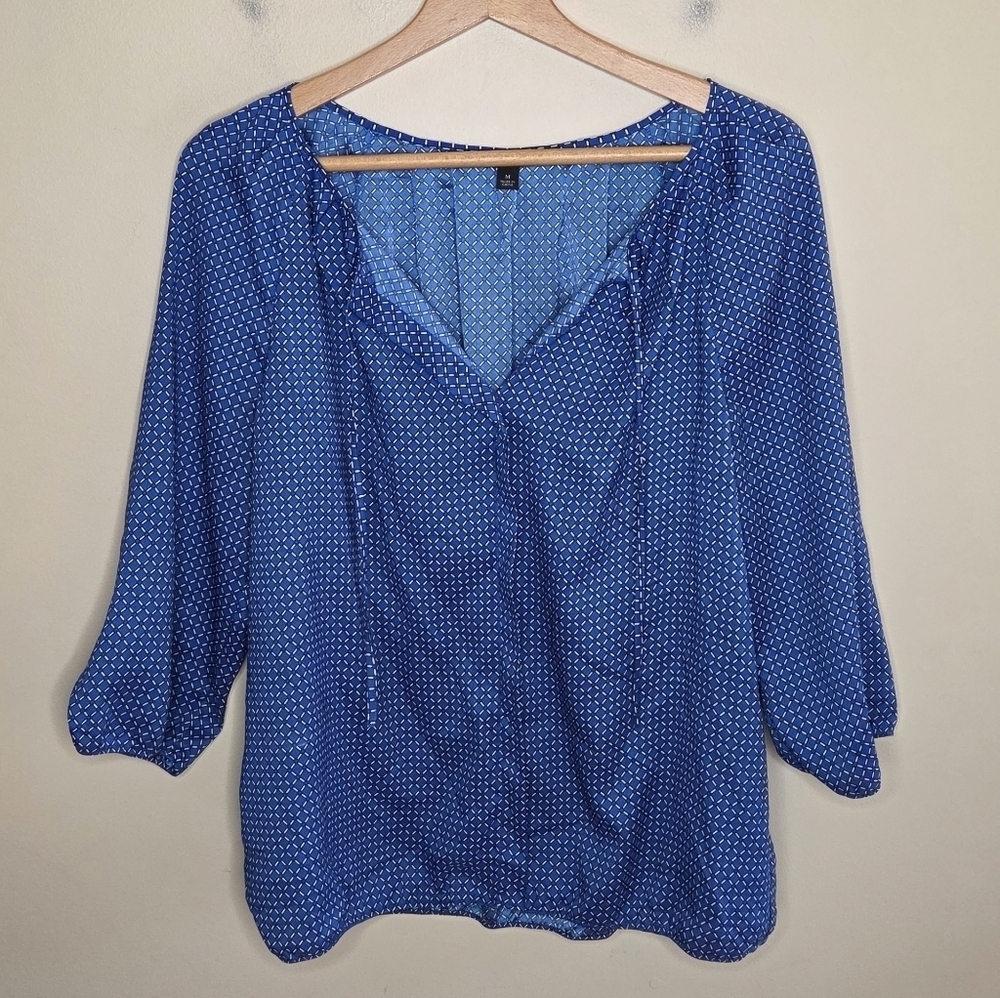 Ann Taylor Blue Diamond Geometric Print 3/4 Sleeve Blouse Size Medium